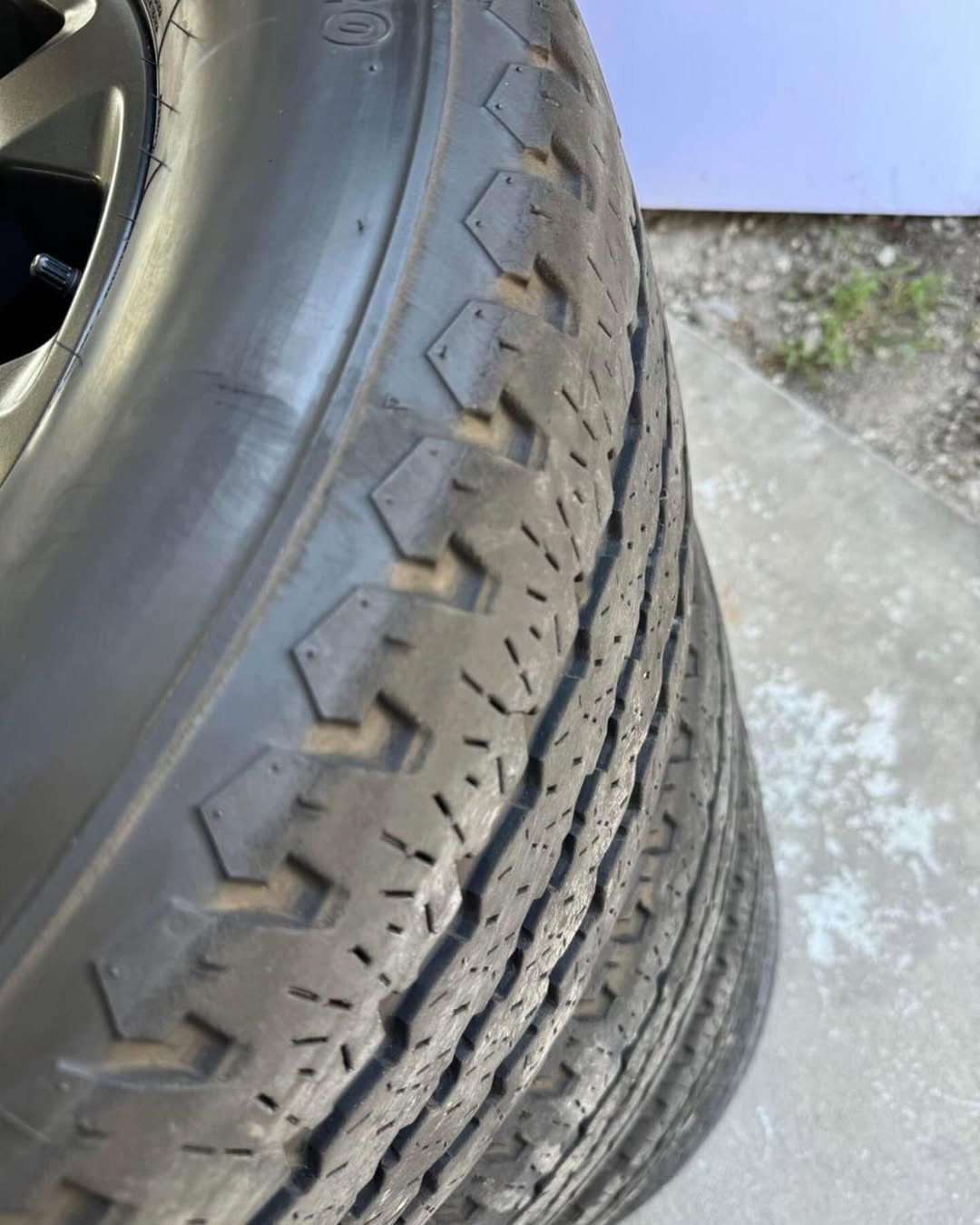 RAM 2500/3500 OEM 20” WHEELS image 4
