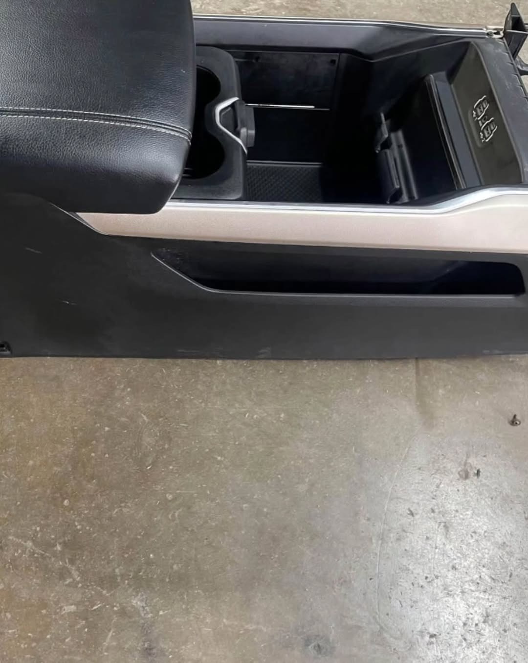 2019-2025 Ram 1500 OEM Center Console | Fits Ram 1500, 2500 & 3500 image 3