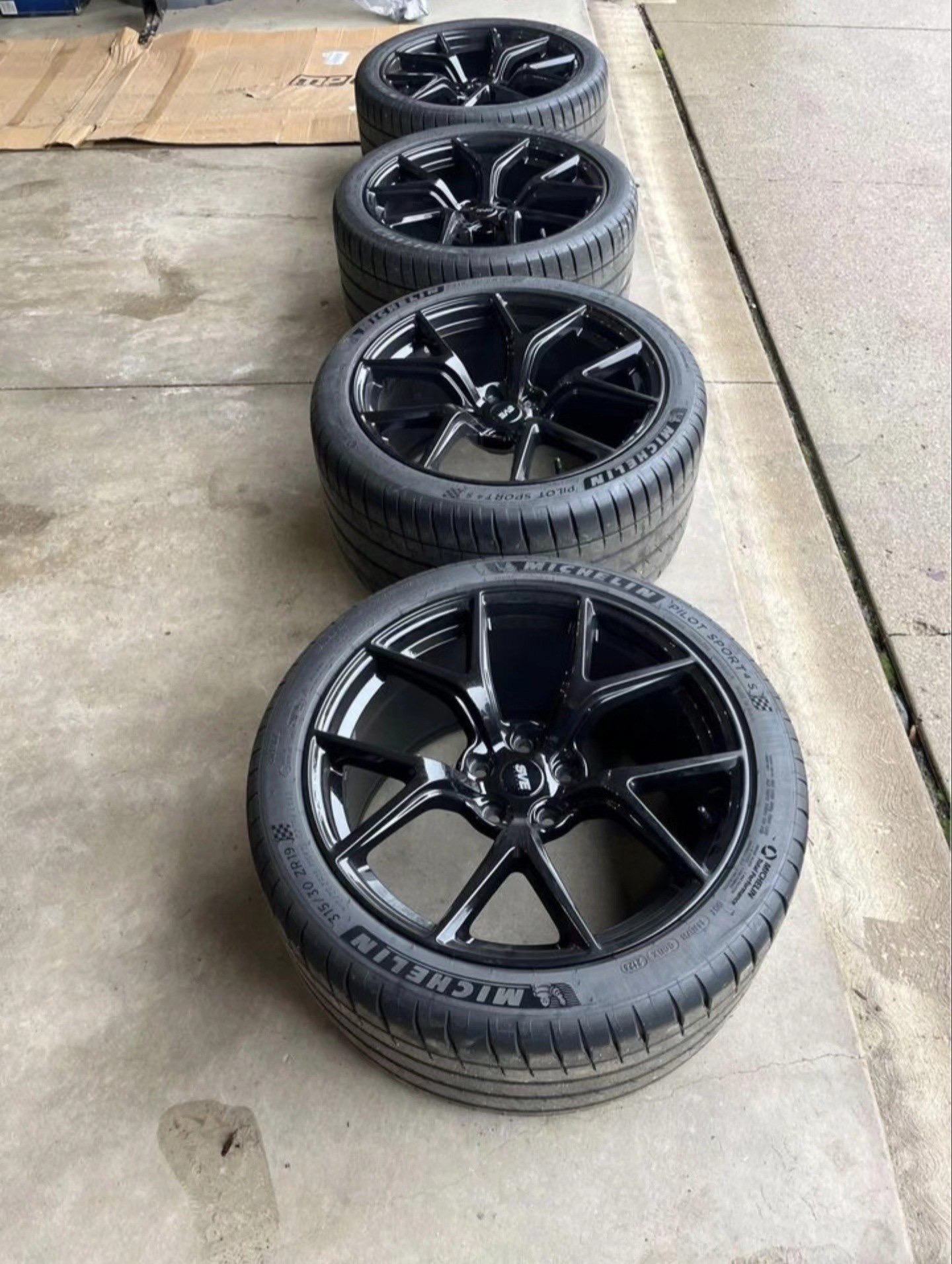SVE SP2 Mustang Wheel & Tire Set – 19x10 / 19x11 with Michelin Pilot Sport 4S
